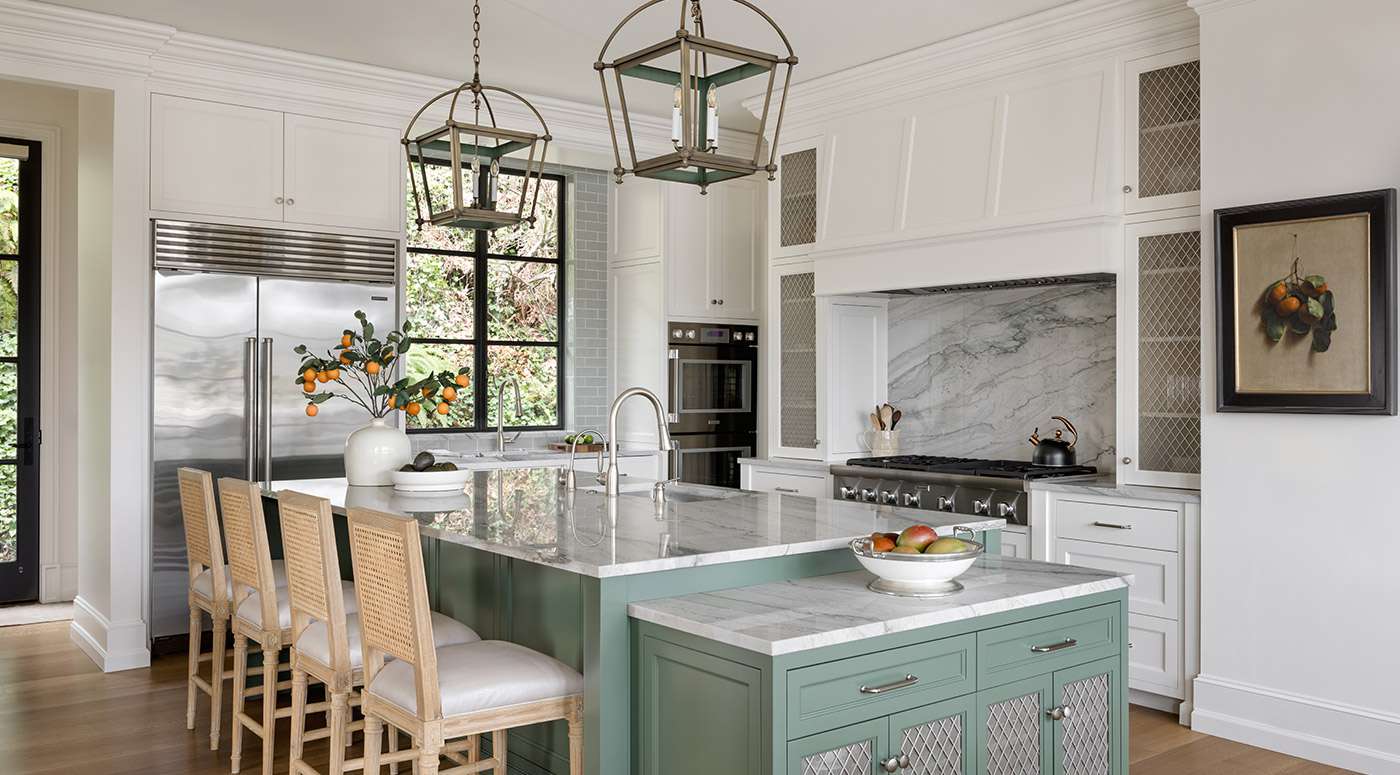 7 Outdated Kitchen Island Sorts Designers Say You Must Skip