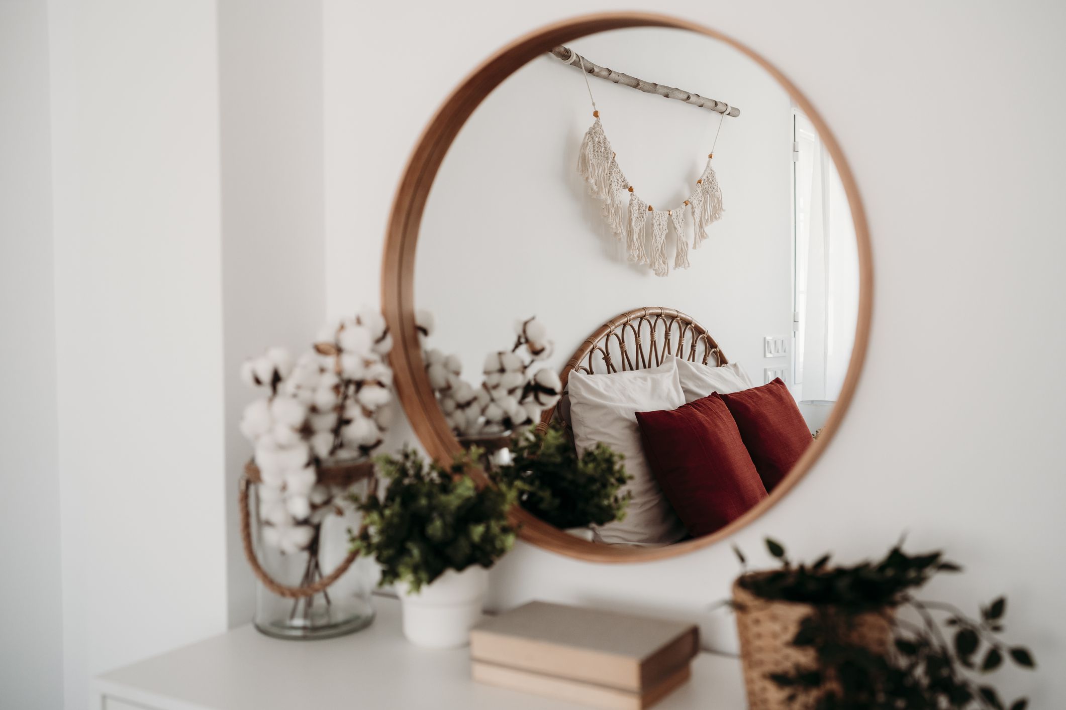 4 Adorning Errors You’re Making With Mirrors That Designers Hate